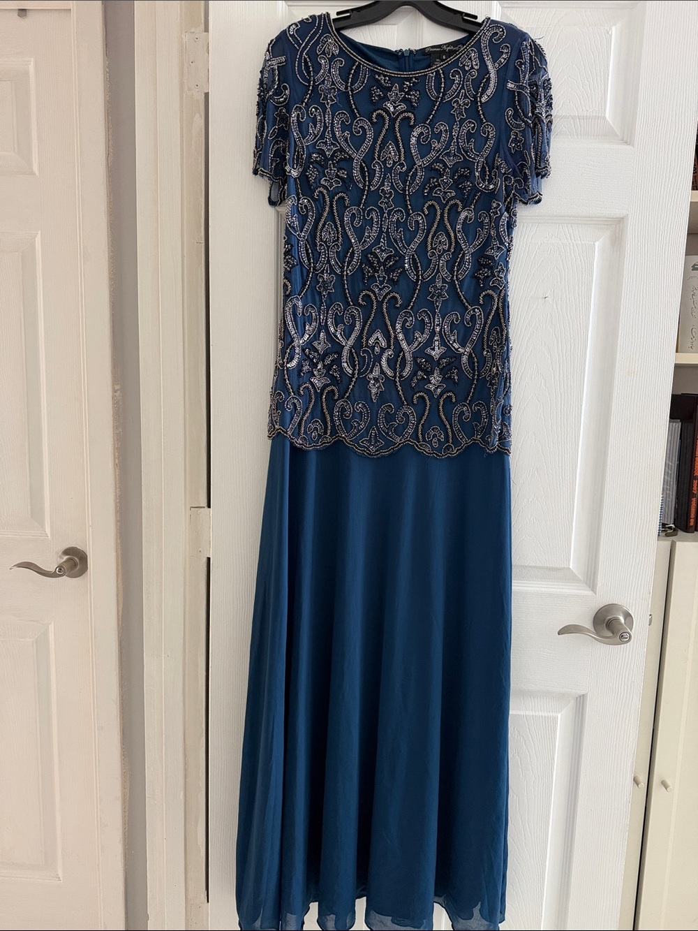 Pisarro Nights Teal Blue Beaded Evening Gown
SZ: 6